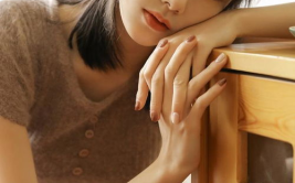 尤蜜荟YOUMI之女教师视频,女教师风采展现